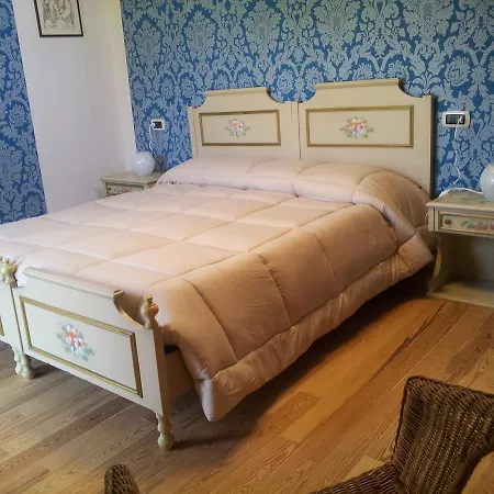 Casa Arcangeli Bed & Breakfast Bracca