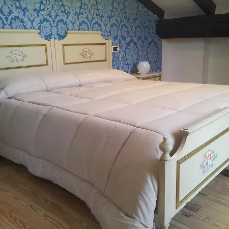 Casa Arcangeli Bed & Breakfast 3*